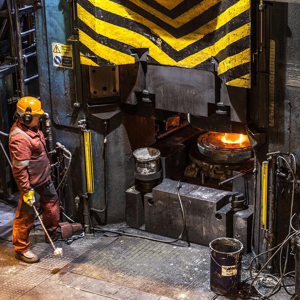 repaired forging die cavity